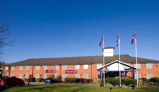 Premier Inn Pontypool Zewnętrze zdjęcie
